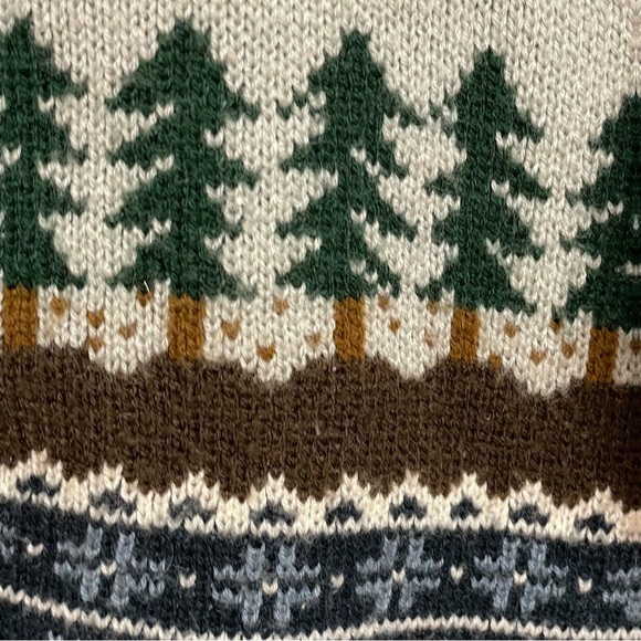 Vintage Pine Forest Mountain Cabin Sweater size Medium snow slopes - Picture 4 of 10